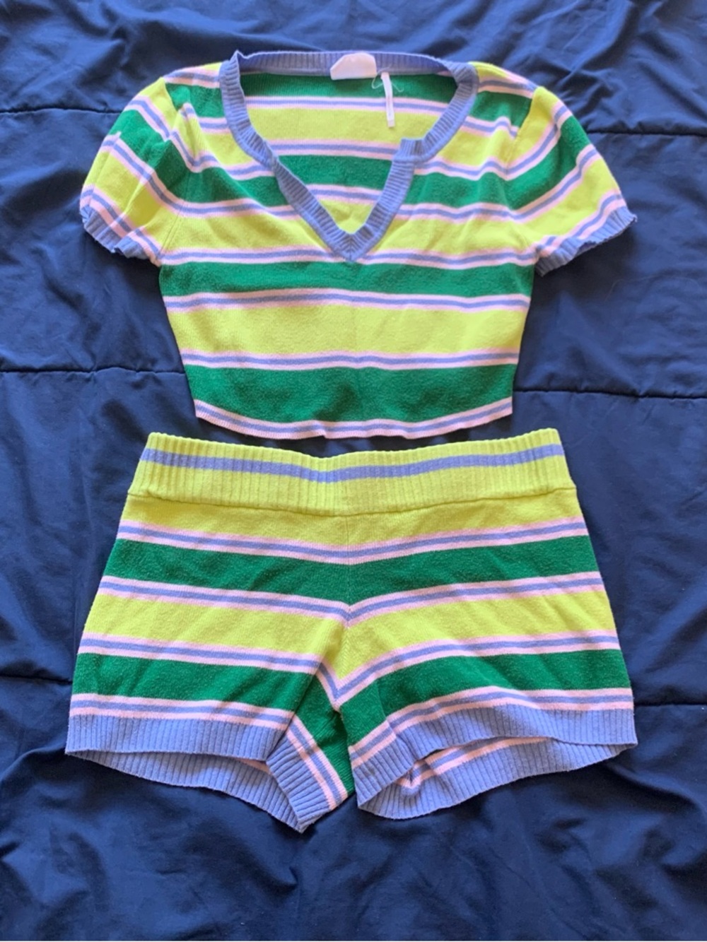 Nila Ribbed Set - Picture 2 of 5